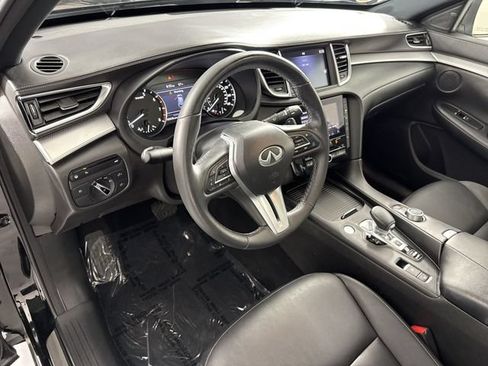Used 2021 INFINITI QX50 Luxe w/ Appearance Package AWD/4WD image 25