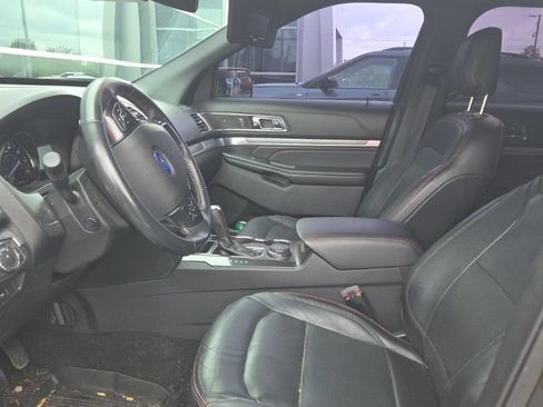 Used 2019 Ford Explorer Sport w/ Equipment Group 401A AWD/4WD image 7