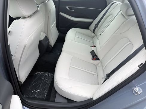 New 2026 Hyundai Sonata SEL FWD image 23