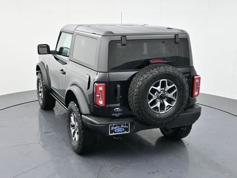 Used 2023 Ford Bronco Badlands image 37