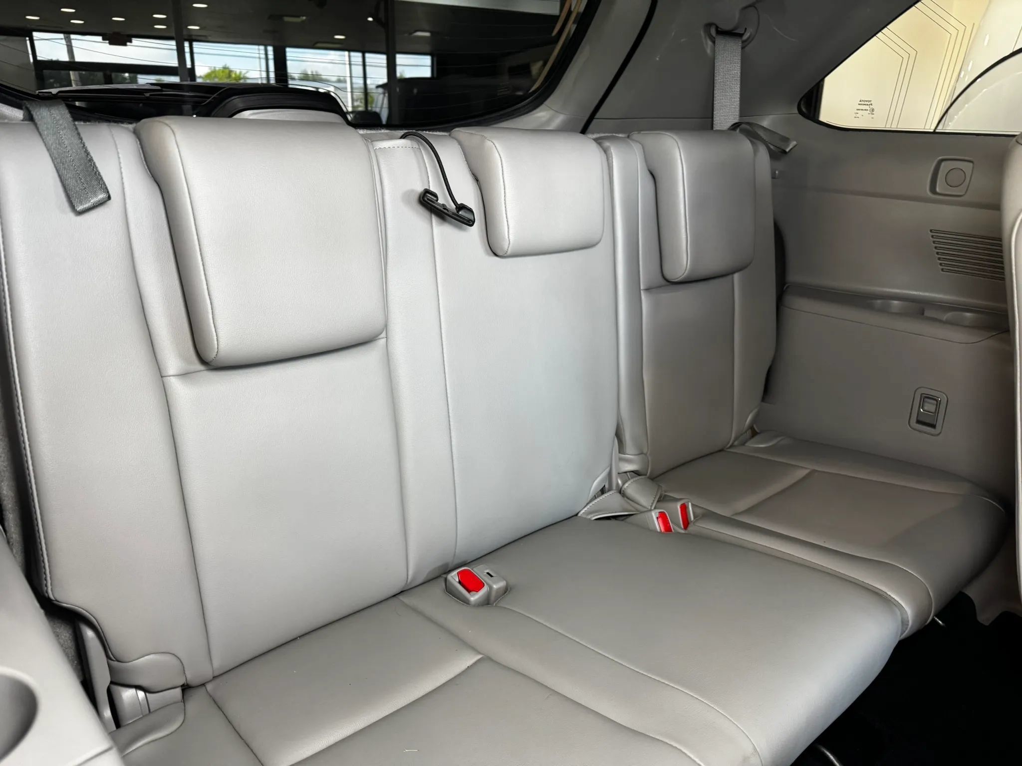 Used 2019 Toyota Highlander Limited Platinum w/ Protection Package #3 AWD/4WD image 25