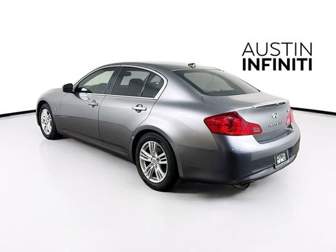 Used 2015 INFINITI Q40 w/ Navigation Package image 6