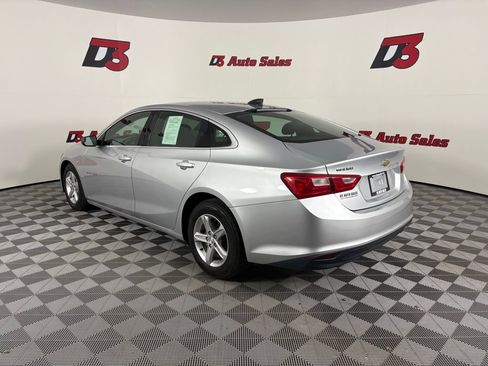 Used 2019 Chevrolet Malibu LS FWD image 5