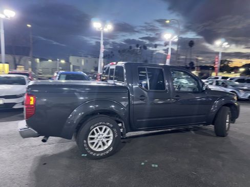 Used 2014 Nissan Frontier SV w/ SV Value Truck Package image 6