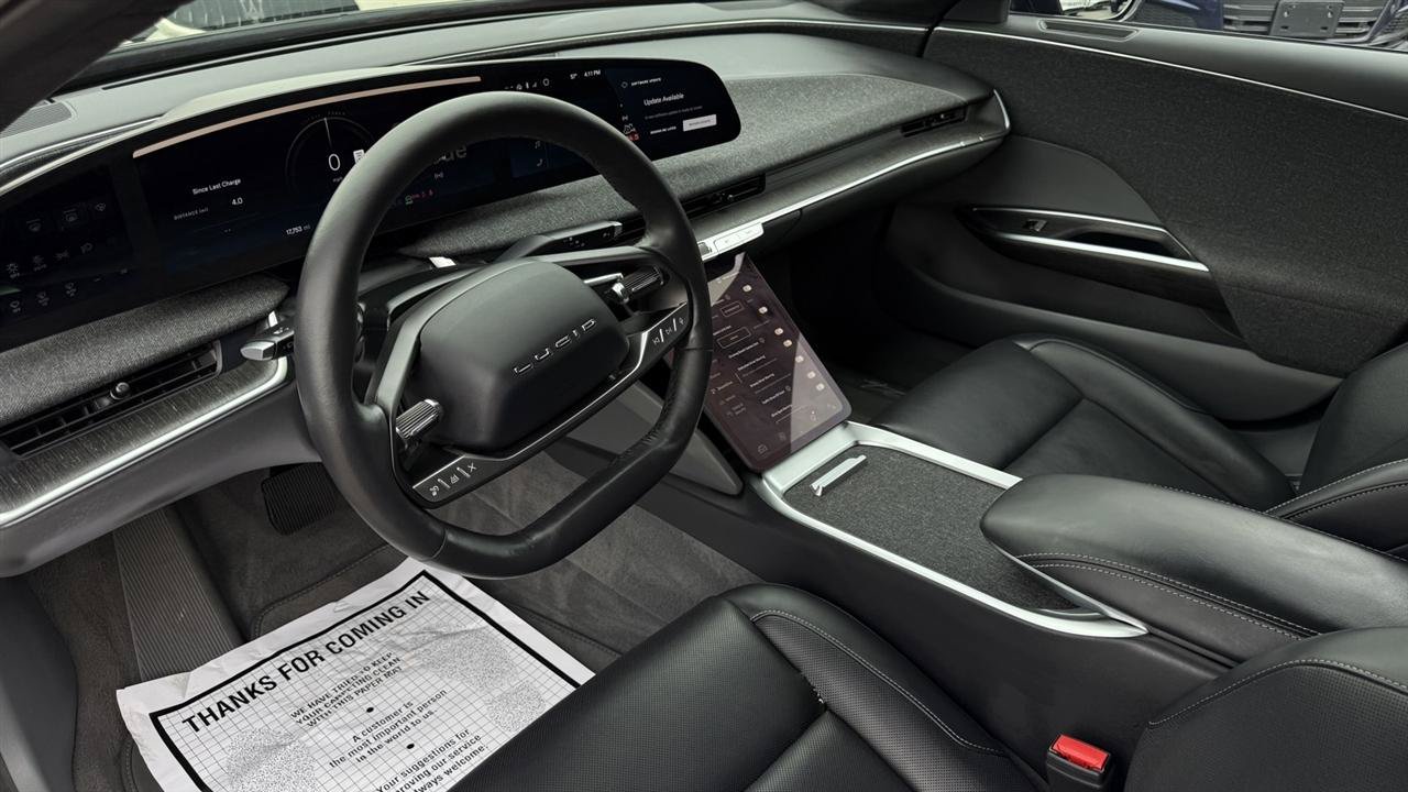 Used 2024 Lucid Air Touring AWD/4WD image 28