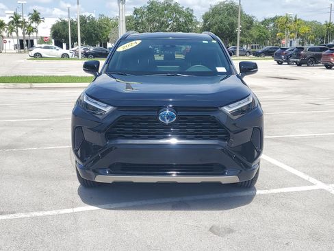 Used 2024 Toyota RAV4 SE AWD/4WD image 8