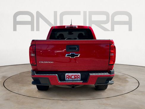 Used 2015 Chevrolet Colorado Z71 image 9