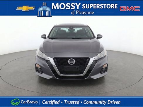Used 2020 Nissan Altima 2.5 Platinum FWD image 6