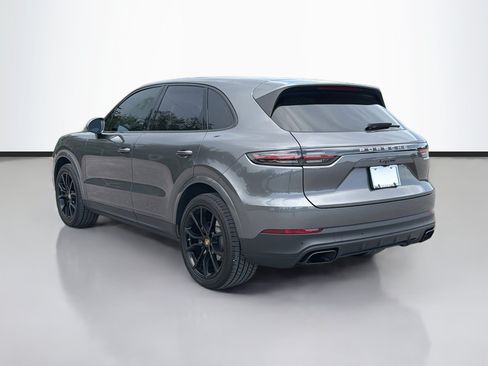 Used 2023 Porsche Cayenne Platinum Edition AWD/4WD image 3