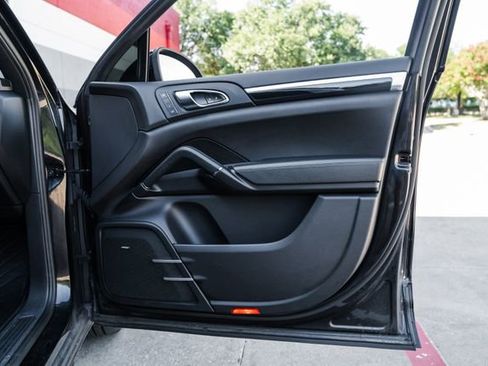 Used 2012 Porsche Cayenne image 82