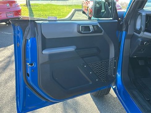 Used 2022 Ford Bronco Big Bend image 8