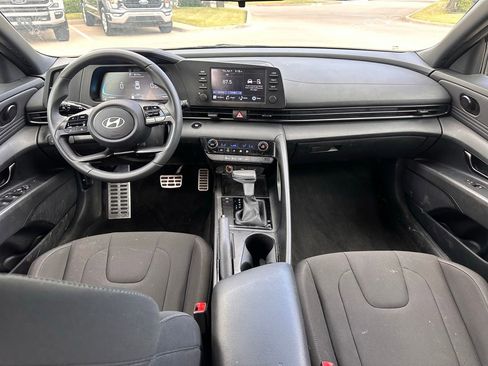 Used 2026 Hyundai Elantra Sport image 24