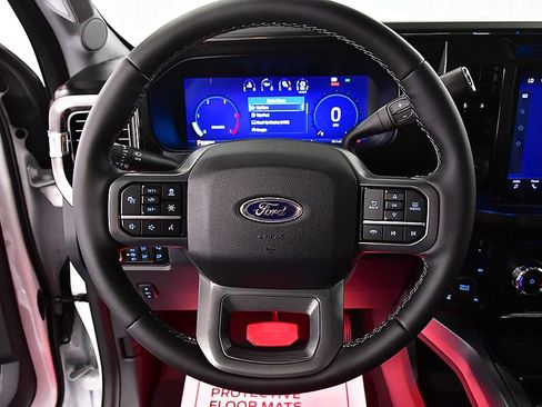 New 2026 Ford F250 Lariat w/ Black Appearance Package AWD/4WD image 21