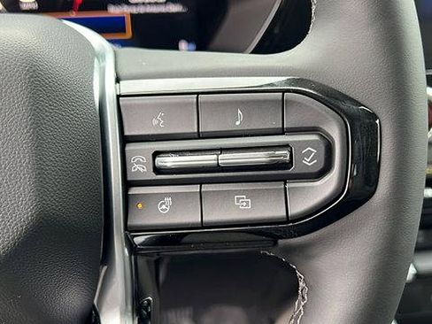 New 2026 Chevrolet Colorado ZR2 w/ Technology Package image 28