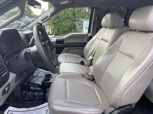 Used 2017 Ford F150 XL w/ Equipment Group 101A Mid AWD/4WD image 12