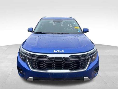 Certified 2024 Kia Seltos S FWD image 2
