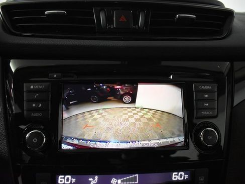 Certified 2021 Nissan Rogue Sport SV image 22