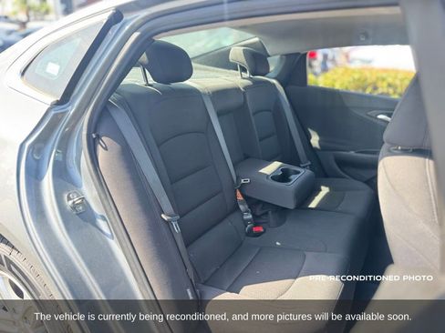 Used 2023 Chevrolet Malibu LT FWD image 13