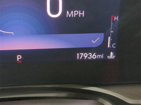 Used 2024 Buick Envista Sport Touring w/ Convenience I Package image 12