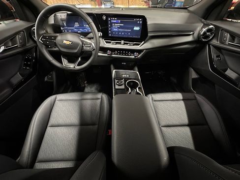 New 2026 Chevrolet Equinox LT w/ Convenience Package II image 26