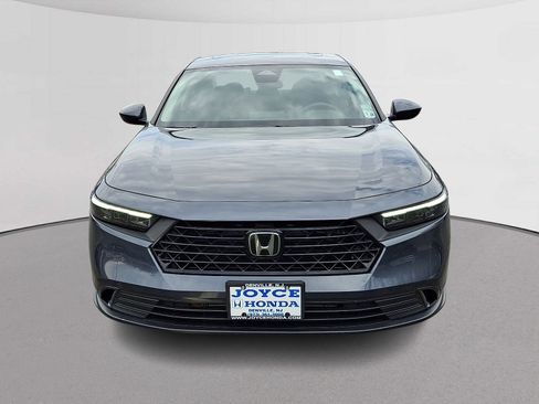 Used 2023 Honda Accord EX image 3