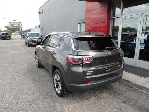 Used 2021 Jeep Compass Limited AWD/4WD image 3