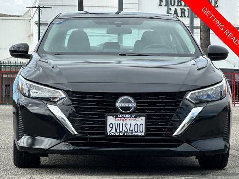 Used 2024 Nissan Sentra SV FWD image 9