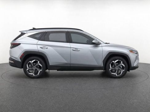 Used 2024 Hyundai Tucson SEL w/ Convenience Package FWD image 4