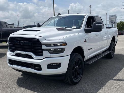 New 2025 RAM 2500 Laramie image 7
