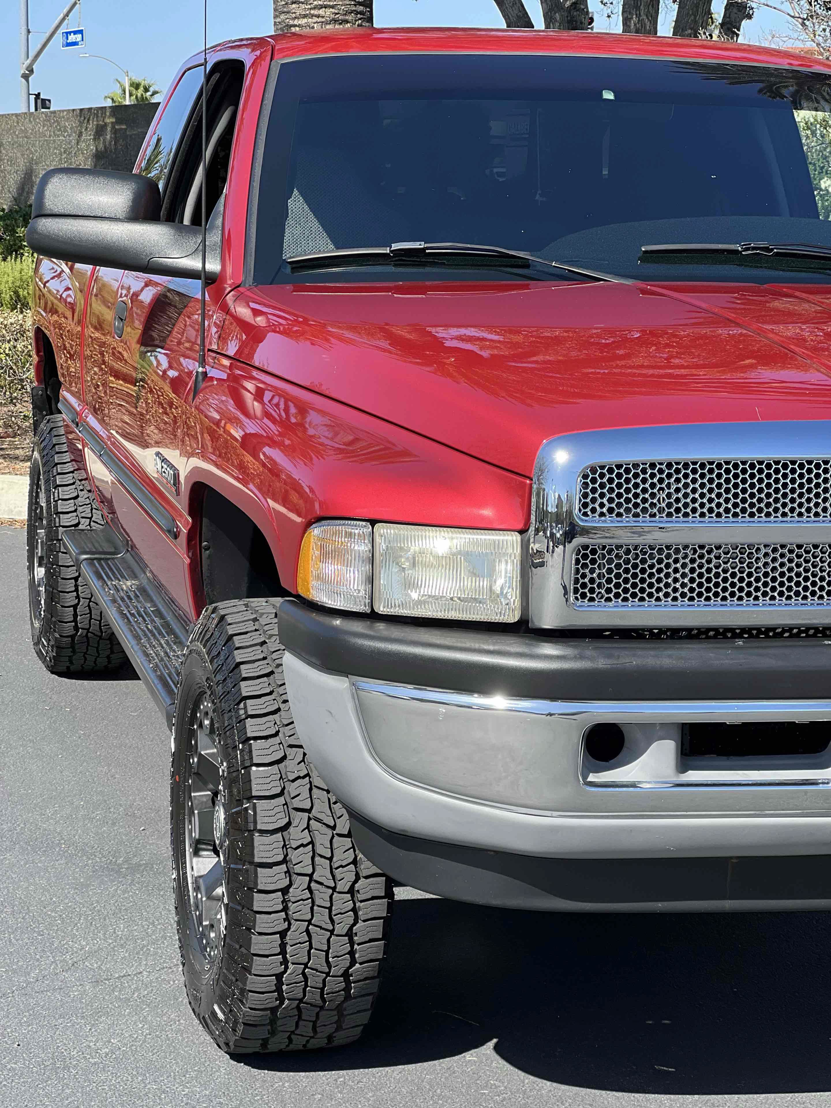 Used 1998 Dodge Ram 2500 Truck 4x4 Quad Cab image 46