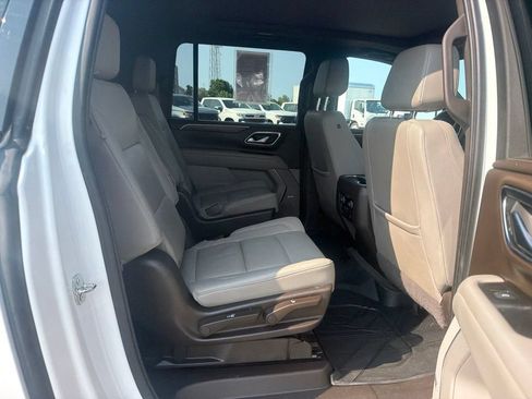 Certified 2023 Chevrolet Suburban Z71 w/ Z71 Off-Road Package AWD/4WD image 39