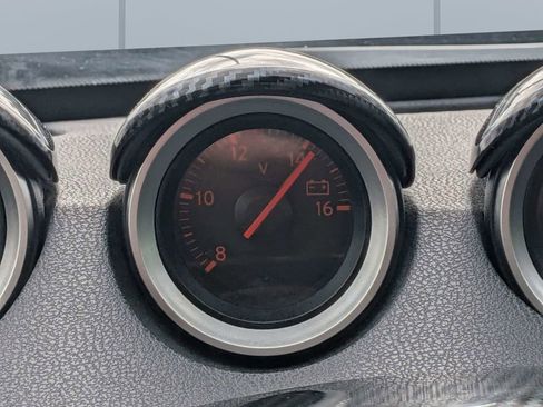 Used 2016 Nissan 370Z Coupe image 19