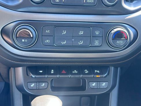 Used 2022 GMC Canyon AT4 AWD/4WD image 29