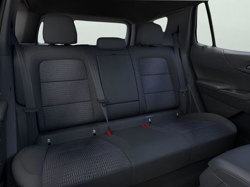 New 2026 Chevrolet Equinox LT FWD image 17