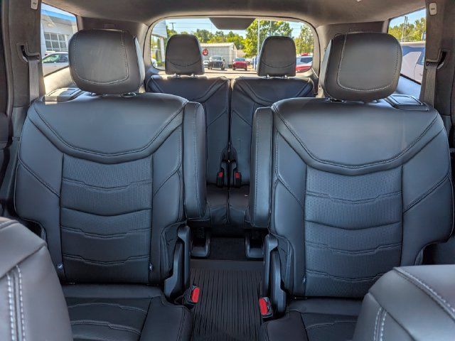 Used 2024 Cadillac XT6 Premium Luxury w/ Platinum Package AWD/4WD image 16