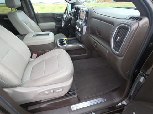 Used 2019 GMC Sierra 1500 SLT AWD/4WD image 30