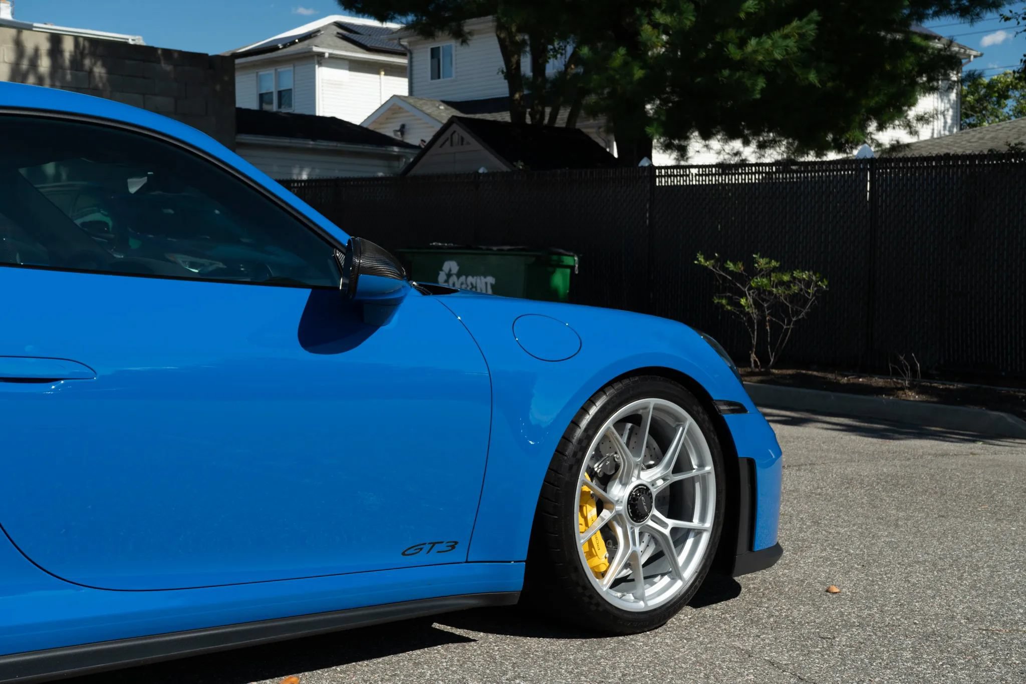 Used 2025 Porsche 911 GT3 RWD image 40