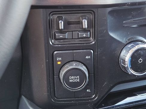 Used 2026 Ford F250 Lariat AWD/4WD image 23