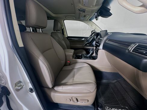 Used 2023 Lexus GX 460 Premium w/ Premium Plus Package image 33