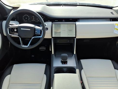 New 2026 Land Rover Discovery Sport Landmark image 4
