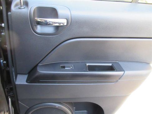 Used 2015 Jeep Patriot Sport w/ Power Value Group image 21