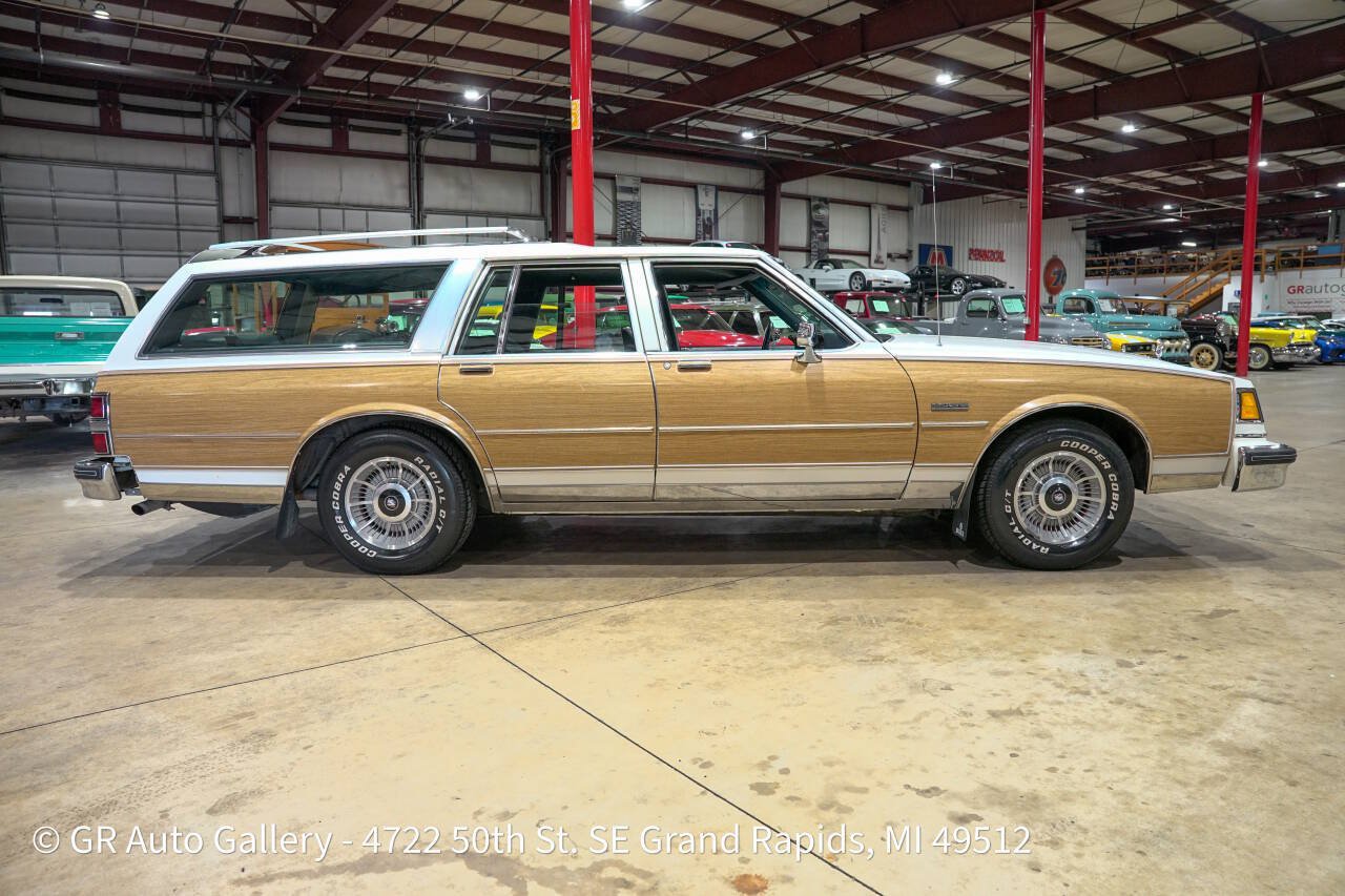 Used 1988 Buick Le Sabre Estate RWD image 10