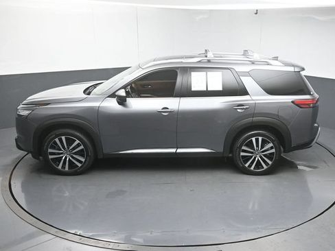 Used 2023 Nissan Pathfinder Platinum AWD/4WD image 51