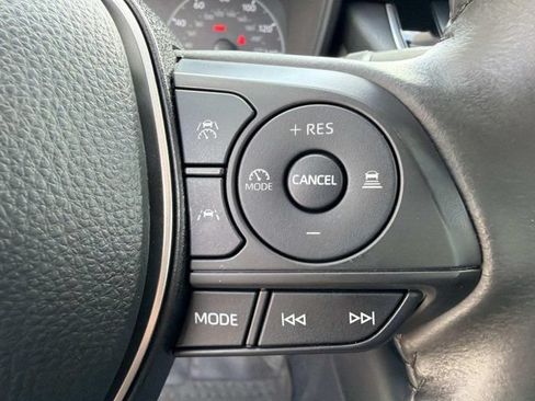 Used 2024 Toyota Corolla SE w/ SE Premium Package FWD image 24