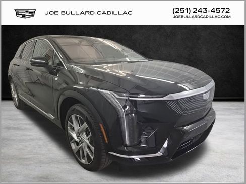 New 2026 Cadillac Optiq Luxury 2 image 1
