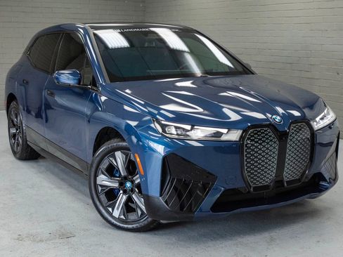 Used 2025 BMW iX xDrive50 image 6