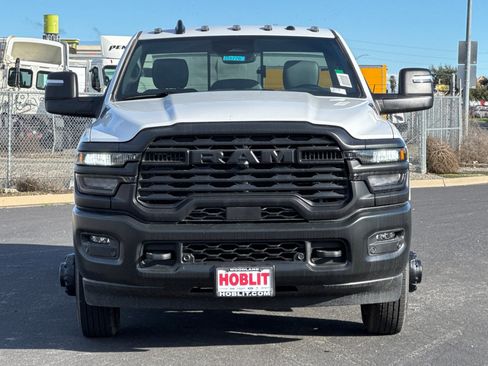 New 2026 RAM 3500 Tradesman image 8