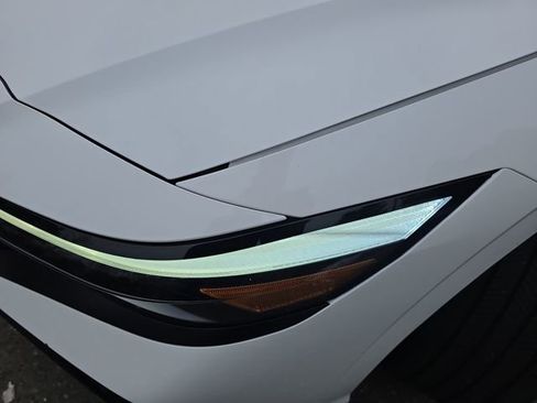 Used 2025 Hyundai Elantra SEL w/ Cargo Package image 42