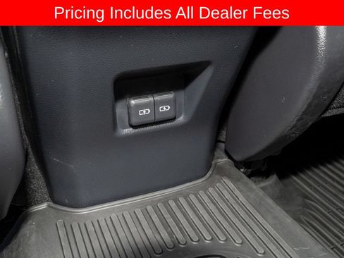 Used 2023 Toyota RAV4 XLE Premium AWD/4WD image 8