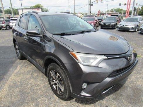 Used 2018 Toyota RAV4 XLE w/ Plus Extra Value Package AWD/4WD image 1